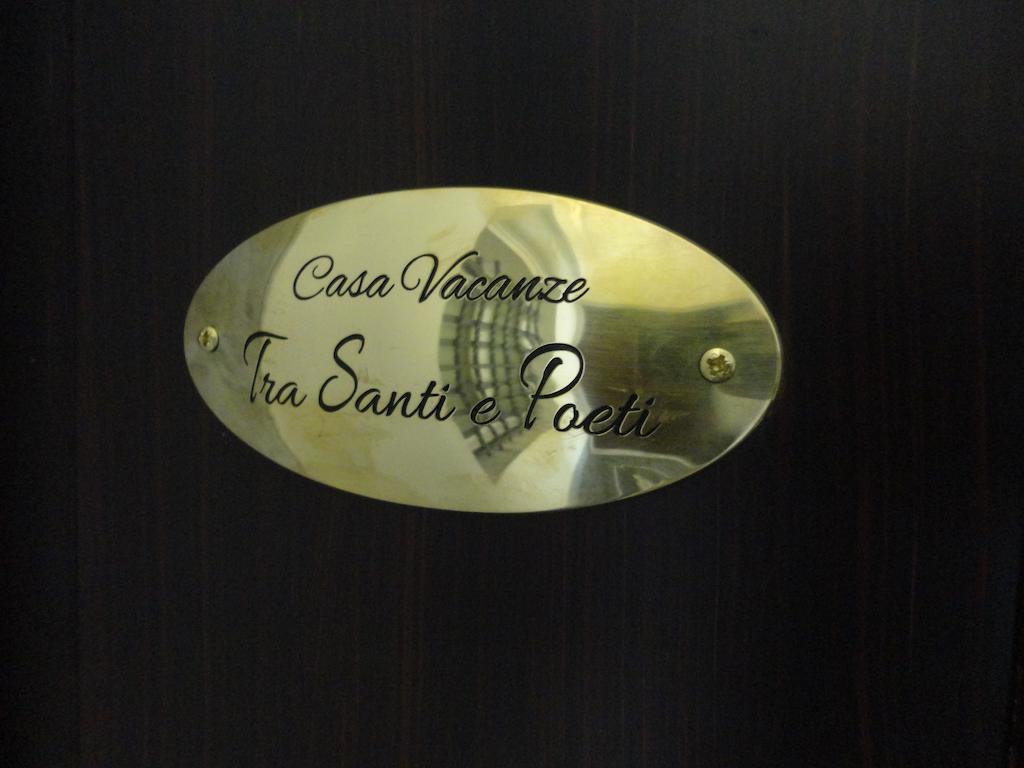 Apartment Tra Santi E Poeti Rome